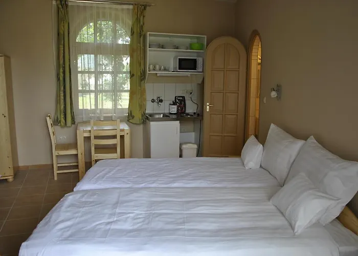Sarvarfuerdo Apartmanhaz